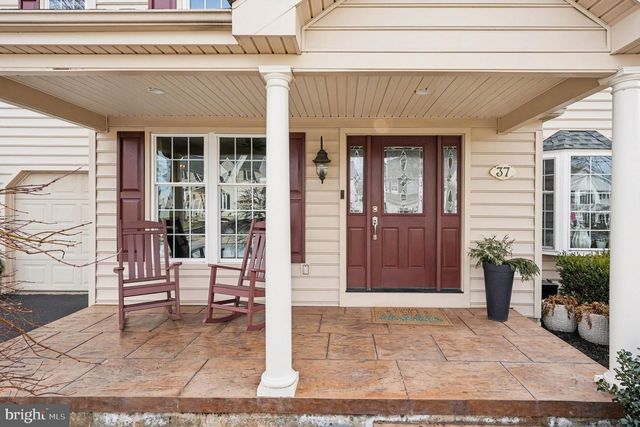 37 SARATOGA LN, Harleysville, PA 19438