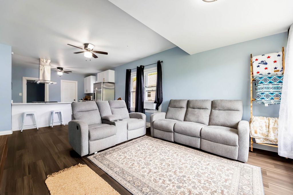 306 Barry Avenue, Lockport, IL 60441 — photo 4