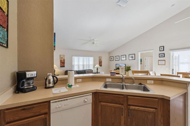 621 RESERVE DRIVE, Davenport, FL 33896