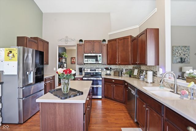 4323 Raintree Boulevard, Greenwood, IN 46143