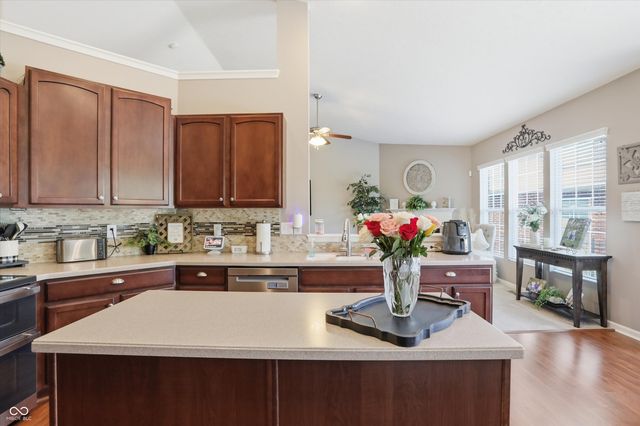 4323 Raintree Boulevard, Greenwood, IN 46143