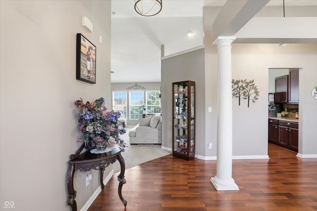 4323 Raintree Boulevard, Greenwood, IN 46143