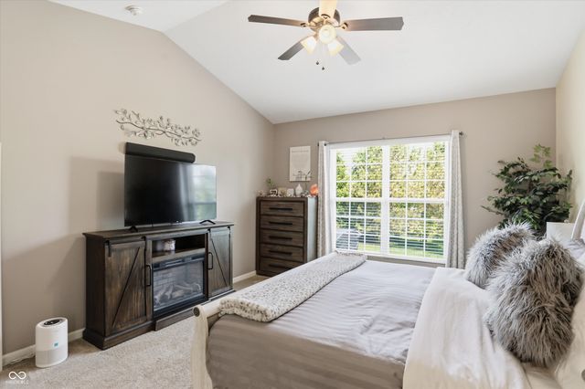 4323 Raintree Boulevard, Greenwood, IN 46143