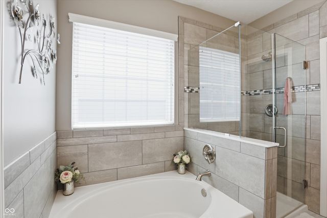 4323 Raintree Boulevard, Greenwood, IN 46143