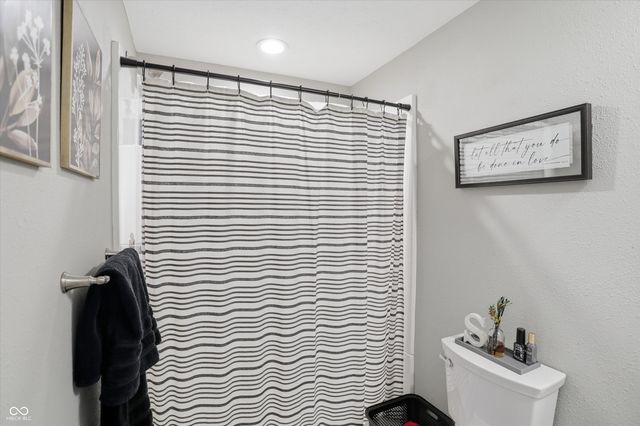 4323 Raintree Boulevard, Greenwood, IN 46143