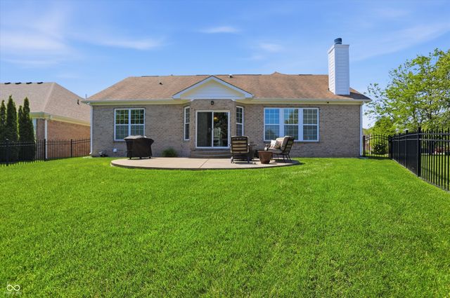 4323 Raintree Boulevard, Greenwood, IN 46143