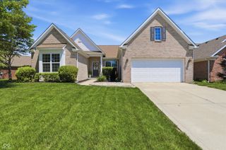 4323 Raintree Boulevard, Greenwood, IN 46143