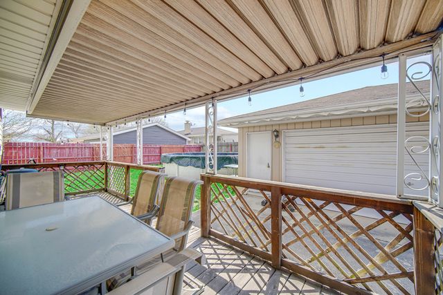 7305 W 75th Street, Bridgeview, IL 60455