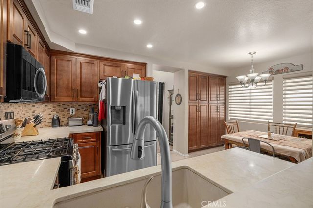 10431 Beryl, Mentone, CA 92359