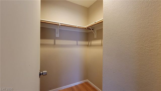 5225 Wave Dancer Lane, Las Vegas, NV 89118
