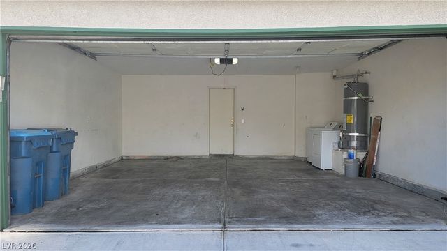 5225 Wave Dancer Lane, Las Vegas, NV 89118