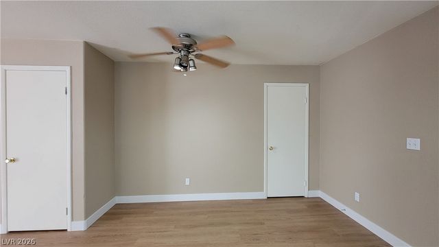 5225 Wave Dancer Lane, Las Vegas, NV 89118