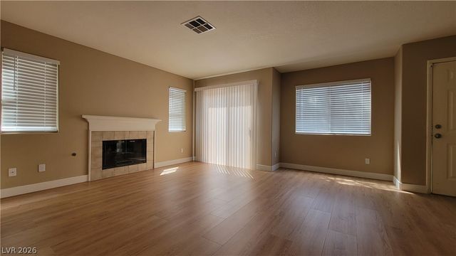 5225 Wave Dancer Lane, Las Vegas, NV 89118