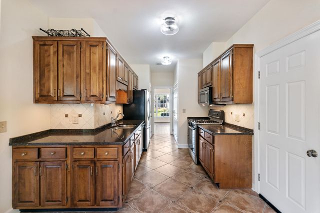 2019 Clearfield Lane, Chattanooga, TN 37405