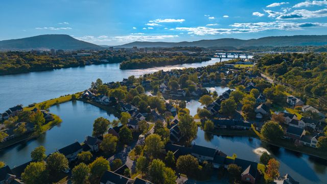2019 Clearfield Lane, Chattanooga, TN 37405