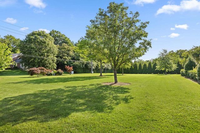 2019 Clearfield Lane, Chattanooga, TN 37405
