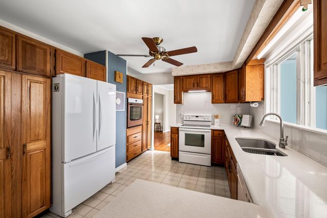 2619 BRADENBAUGH RD, White Hall, MD 21161