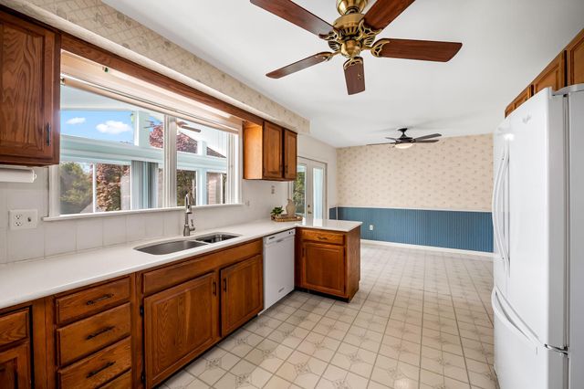 2619 BRADENBAUGH RD, White Hall, MD 21161