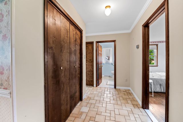 2619 BRADENBAUGH RD, White Hall, MD 21161