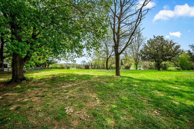 2619 BRADENBAUGH RD, White Hall, MD 21161