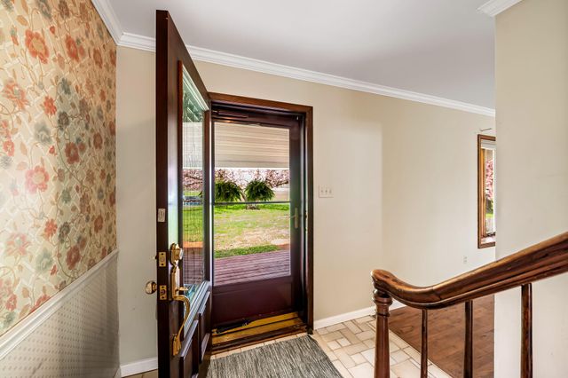 2619 BRADENBAUGH RD, White Hall, MD 21161