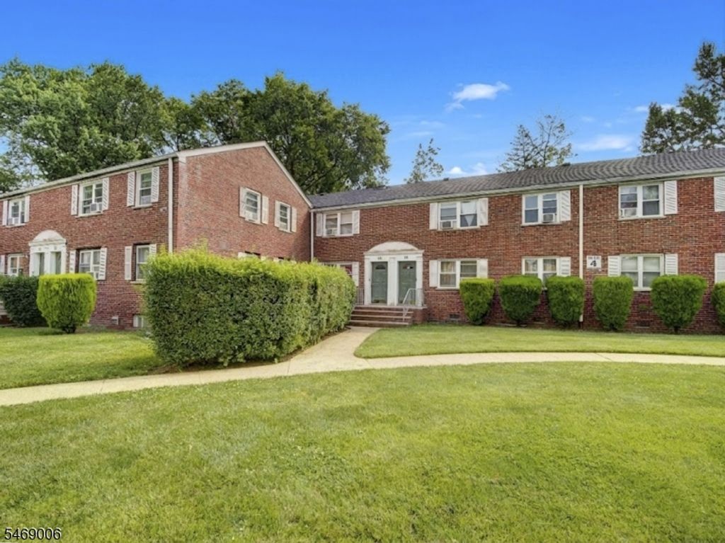 20 A Carolyn Terrace, Roselle Boro, NJ 07203 — photo 2