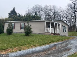 15334 SKYLINE DR, Greencastle, PA 17225