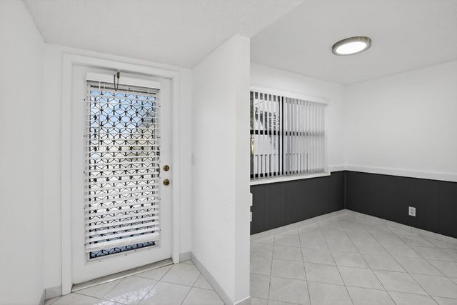 2606 NW 104th Avenue 202, Sunrise, FL 33322