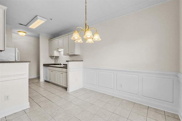 524 College Road 306, Greensboro, NC 27410