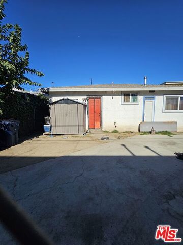 1158 E 77th Street, Los Angeles, CA 90001