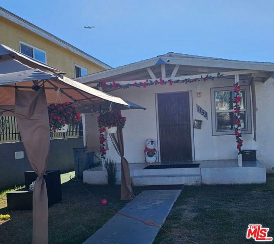 1158 E 77th Street, Los Angeles, CA 90001