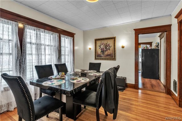 230 North Park Avenue, Buffalo, NY 14216