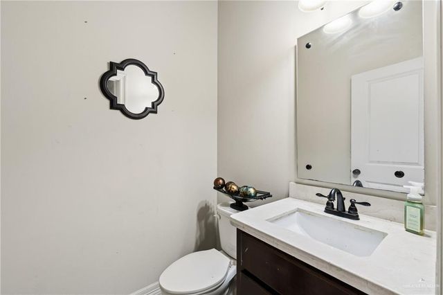 5104 W Highland Avenue, Mcallen, TX 78501