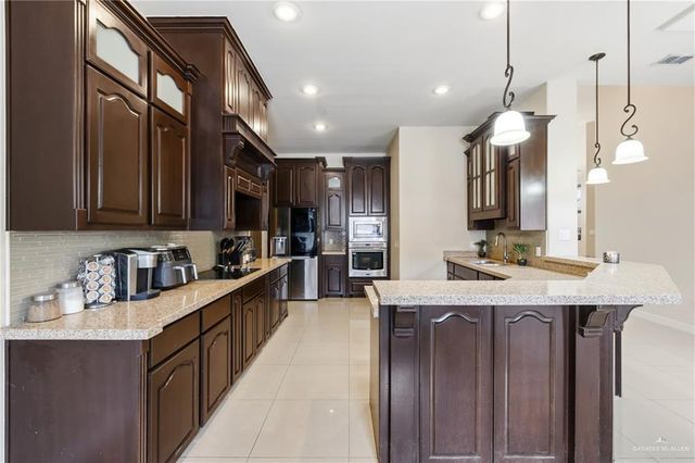 5104 W Highland Avenue, Mcallen, TX 78501