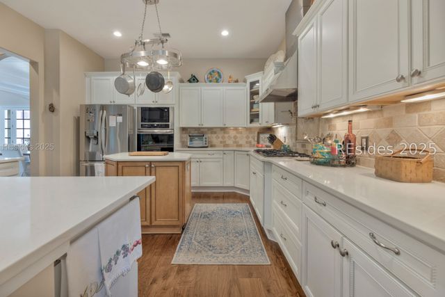 7 Dryden Cir, Bluffton, SC 29910