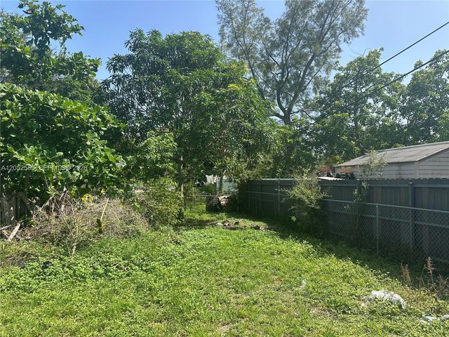 440 NW 133rd Street, North Miami, FL 33168
