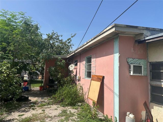 440 NW 133rd Street, North Miami, FL 33168
