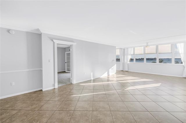 5108 BRITTANY DRIVE S 405, St Petersburg, FL 33715