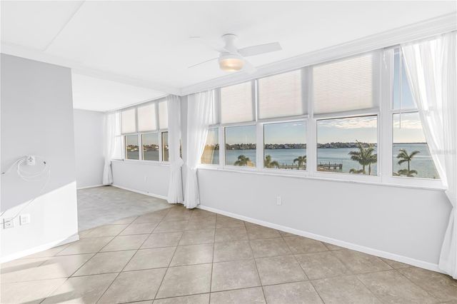 5108 BRITTANY DRIVE S 405, St Petersburg, FL 33715