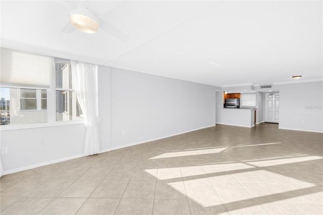 5108 BRITTANY DRIVE S 405, St Petersburg, FL 33715