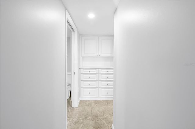 5108 BRITTANY DRIVE S 405, St Petersburg, FL 33715