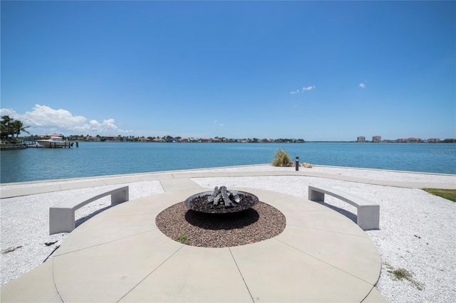 5108 BRITTANY DRIVE S 405, St Petersburg, FL 33715