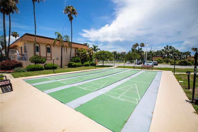 5108 BRITTANY DRIVE S 405, St Petersburg, FL 33715