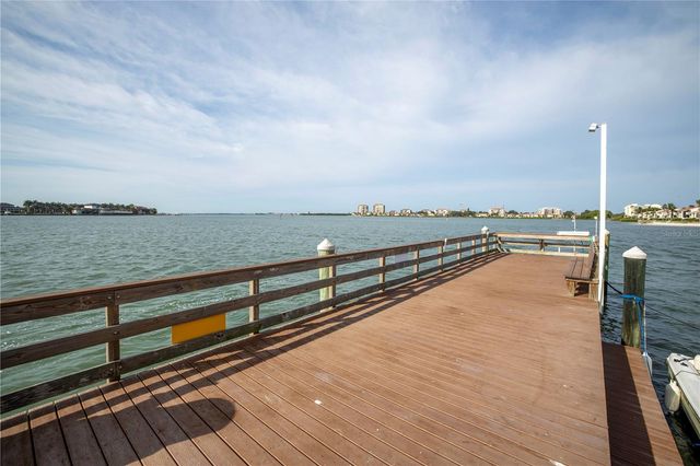 5108 BRITTANY DRIVE S 405, St Petersburg, FL 33715