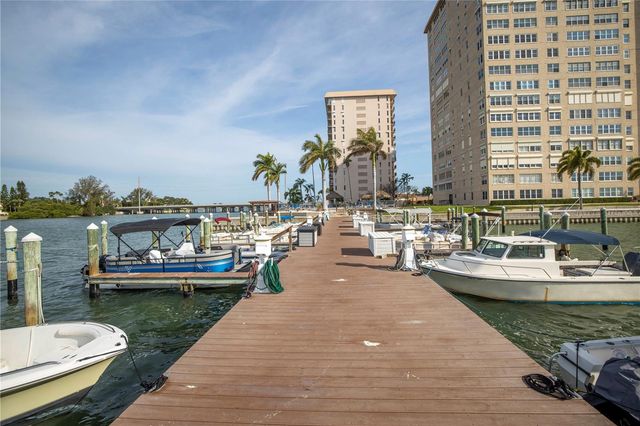 5108 BRITTANY DRIVE S 405, St Petersburg, FL 33715