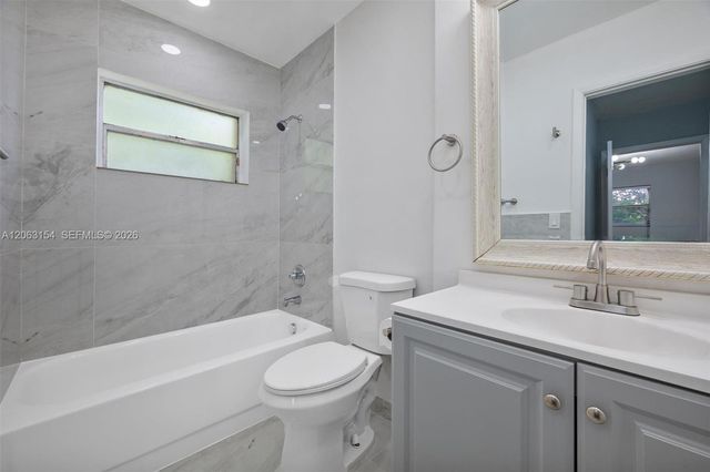 13980 NE 2nd Ct, Miami, FL 33161
