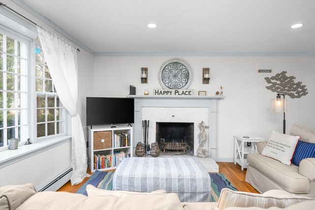 35 Leona Ter, Brewster, MA 02631