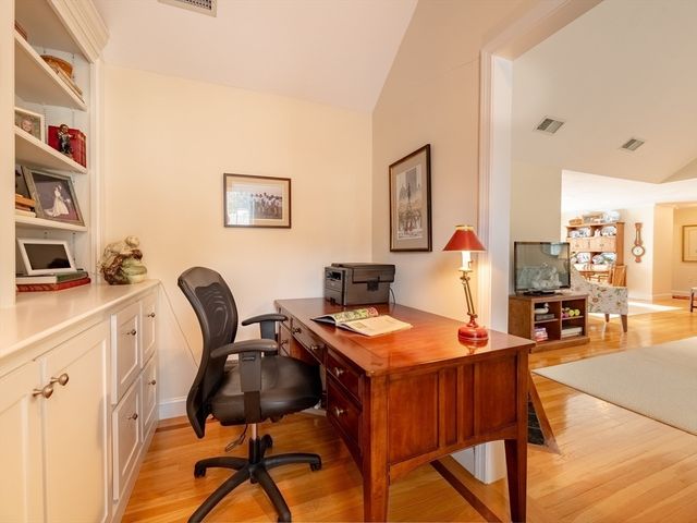 74 Tussock Brook Rd 74, Duxbury, MA 02332