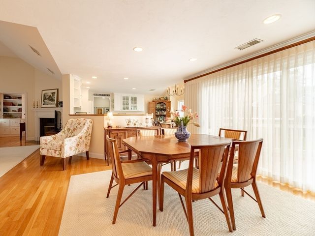 74 Tussock Brook Rd 74, Duxbury, MA 02332