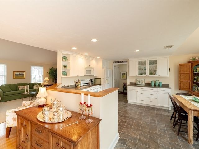 74 Tussock Brook Rd 74, Duxbury, MA 02332